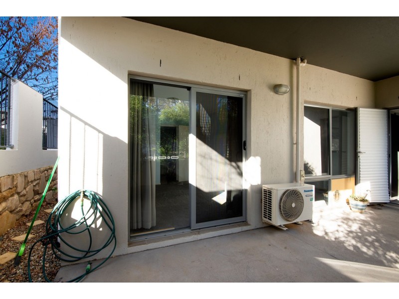 62/75 Elizabeth Jolley Crescent, Franklin ACT 2913