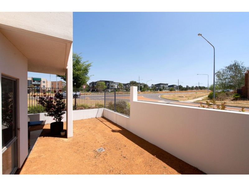 38/236 Flemington Road, Harrison ACT 2914