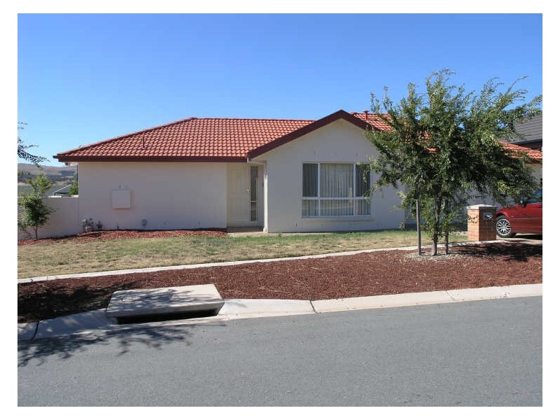 2/13 Oldershaw Court, Nicholls ACT 2913