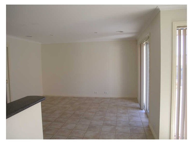 2/13 Oldershaw Court, Nicholls ACT 2913