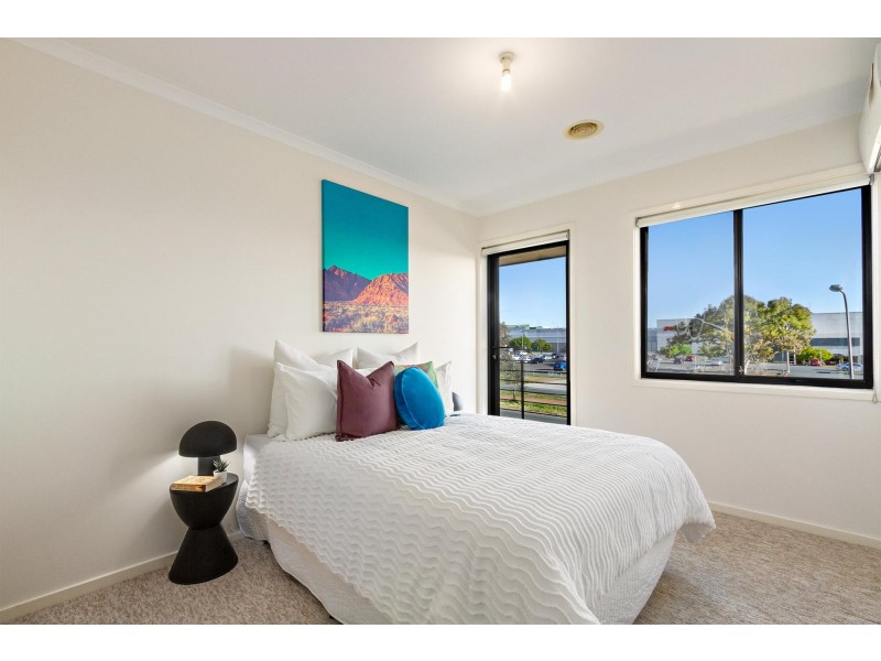 39 Anthony Rolfe Avenue, Gungahlin ACT 2912