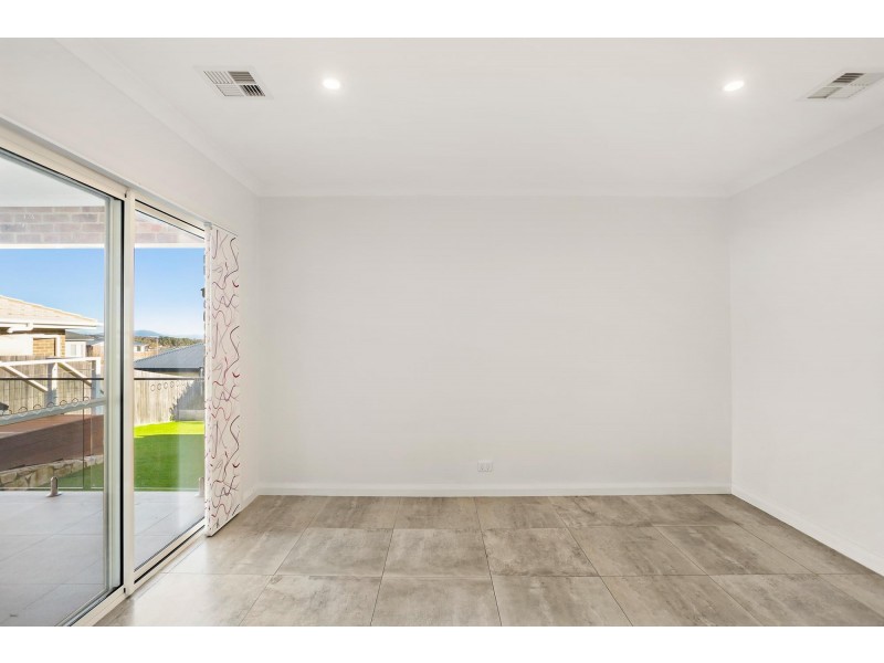 132 Ida West Street, Bonner ACT 2914