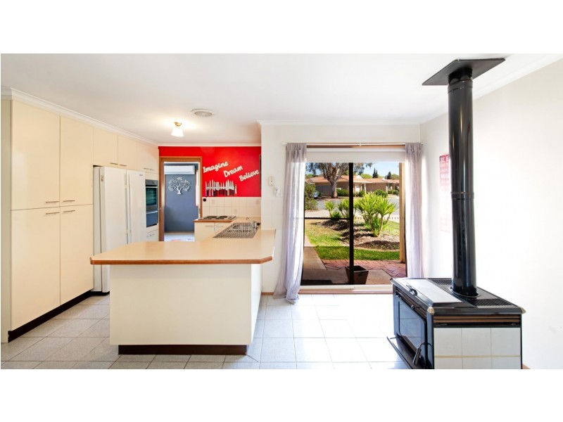 16 Augustus Close, Palmerston ACT 2913