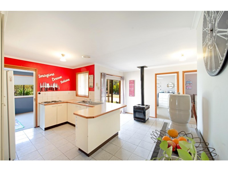 16 Augustus Close, Palmerston ACT 2913