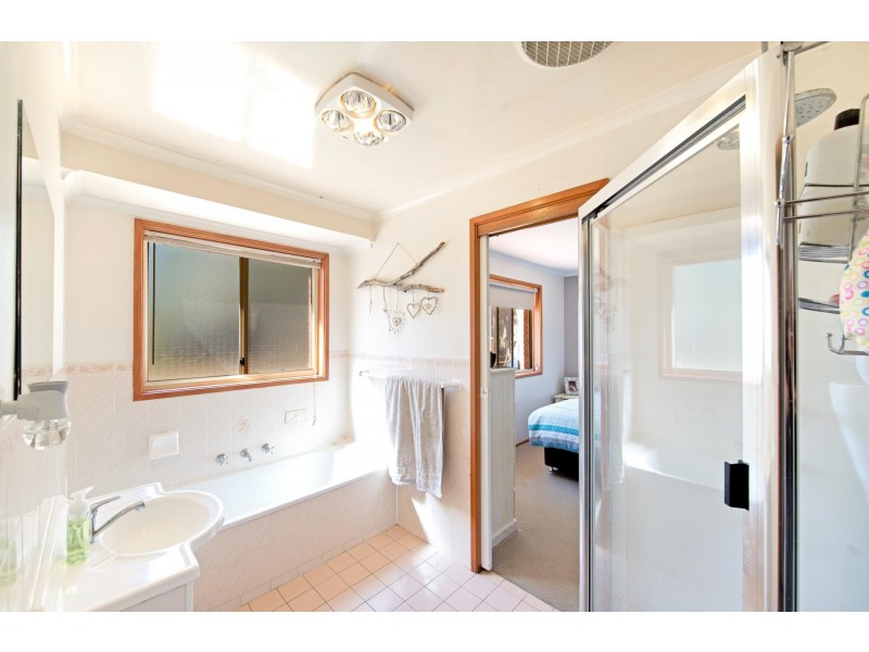 16 Augustus Close, Palmerston ACT 2913