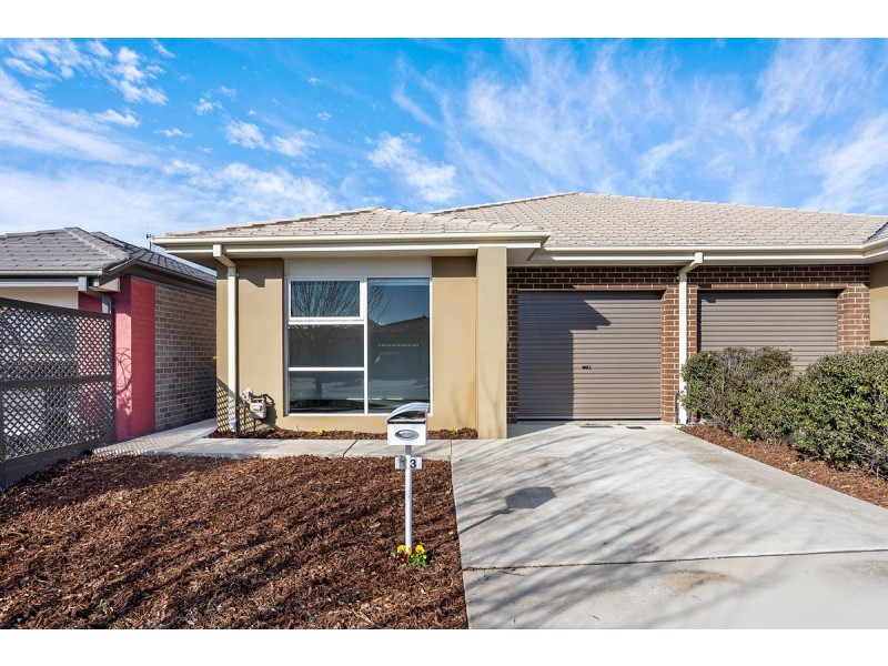 13 Hugh Gilchrist Street, Casey ACT 2913