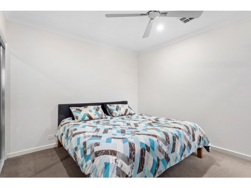 2/77 Zakharov Avenue, Forde ACT 2914