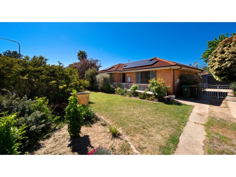 31 O’Loghlen Street, Latham ACT 2615
