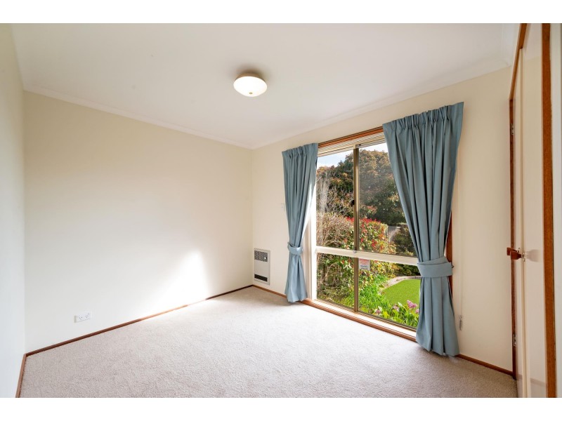 2 Davitt Close, Isaacs ACT 2607