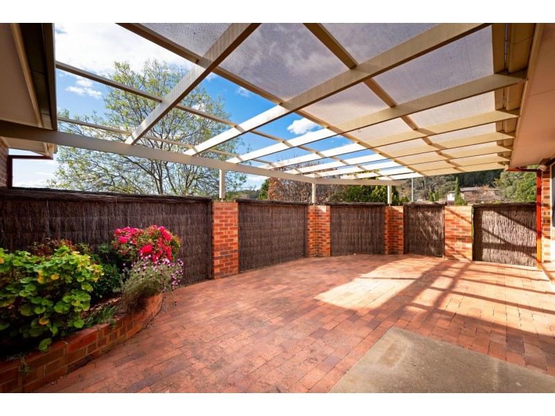 2 Davitt Close, Isaacs ACT 2607