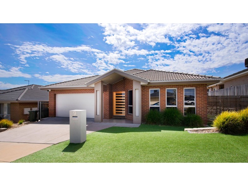 9 Peter Coppin Street, Bonner ACT 2914