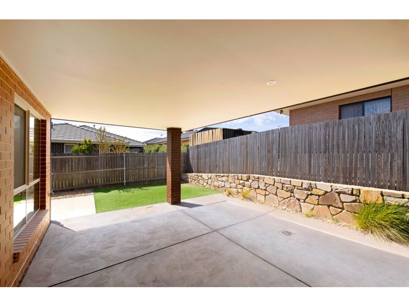 9 Peter Coppin Street, Bonner ACT 2914