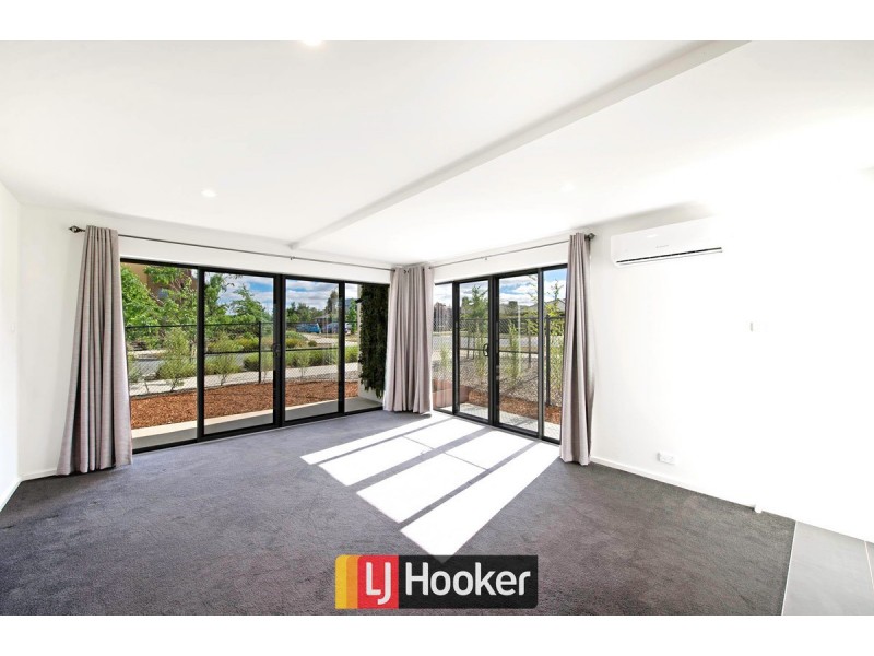 1/84 Kings Canyon Street, Harrison ACT 2914