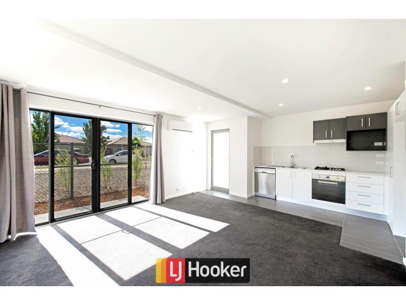 1/84 Kings Canyon Street, Harrison ACT 2914