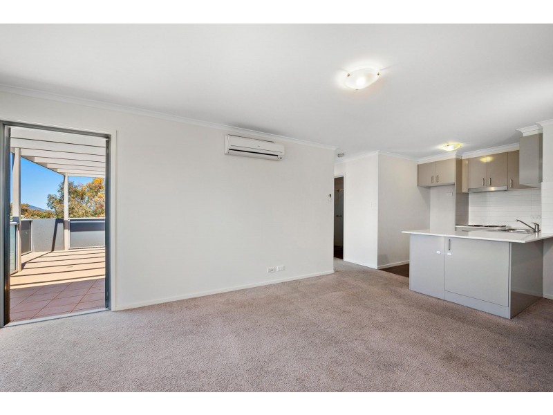 93/75 Elizabeth Jolley Crescent, Franklin ACT 2913