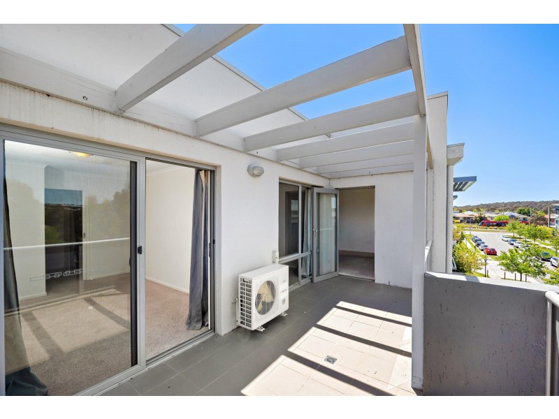 93/75 Elizabeth Jolley Crescent, Franklin ACT 2913