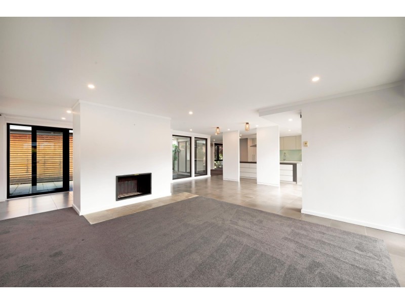 105 Kitchener Street, Garran ACT 2605