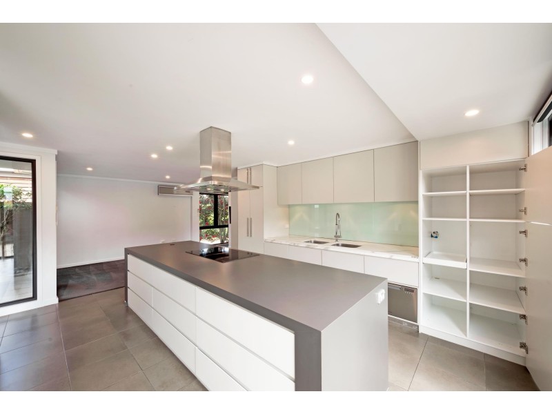 105 Kitchener Street, Garran ACT 2605