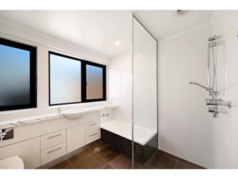 105 Kitchener Street, Garran ACT 2605