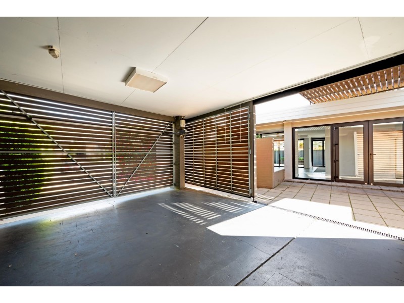 105 Kitchener Street, Garran ACT 2605