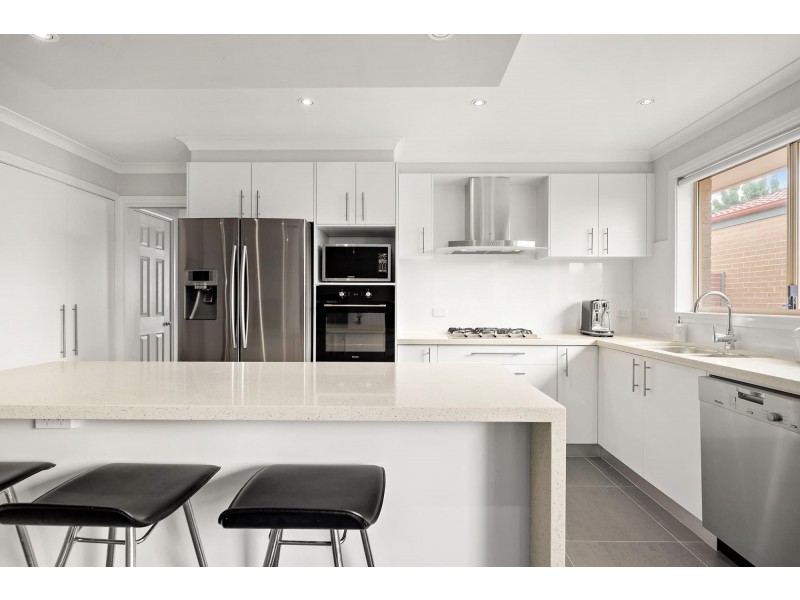 10 Marcus Faunce Street, Macgregor ACT 2615