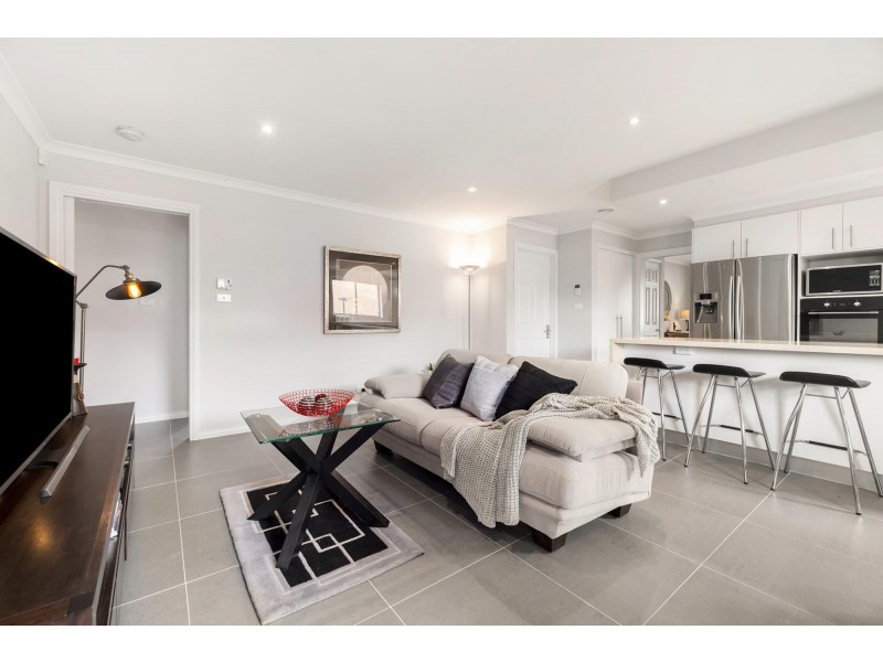 10 Marcus Faunce Street, Macgregor ACT 2615