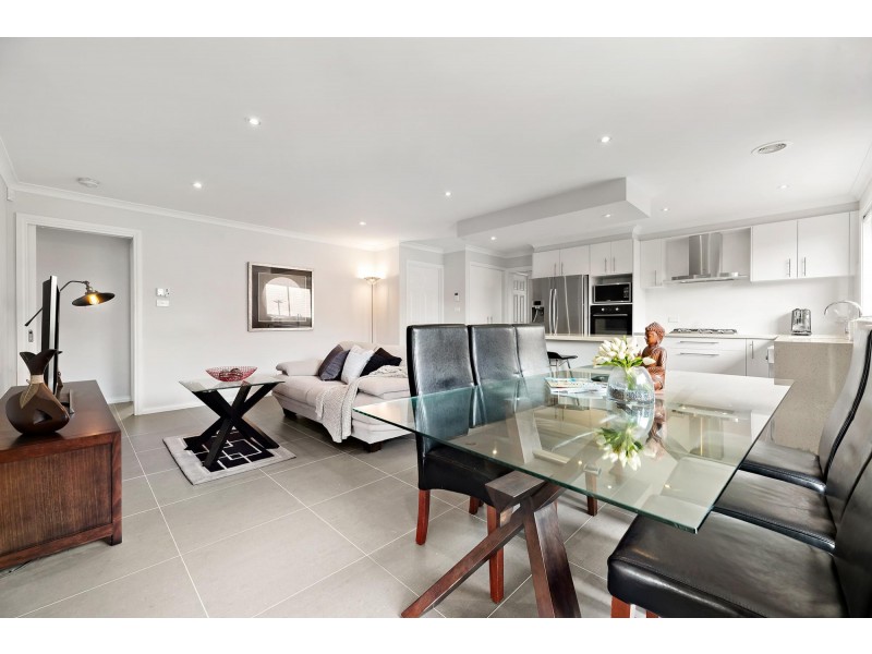 10 Marcus Faunce Street, Macgregor ACT 2615