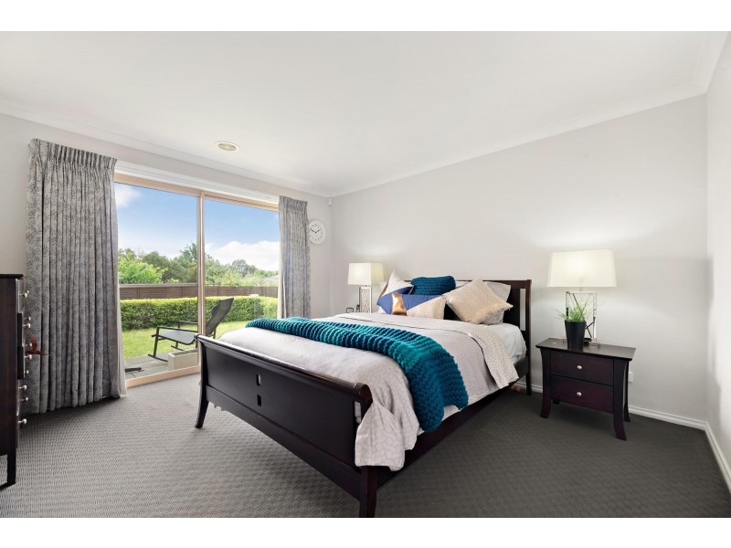 10 Marcus Faunce Street, Macgregor ACT 2615