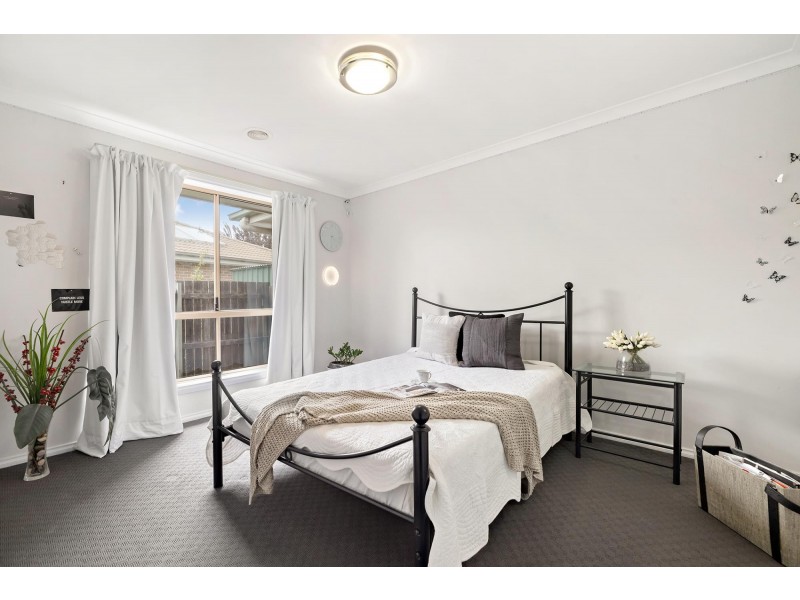 10 Marcus Faunce Street, Macgregor ACT 2615