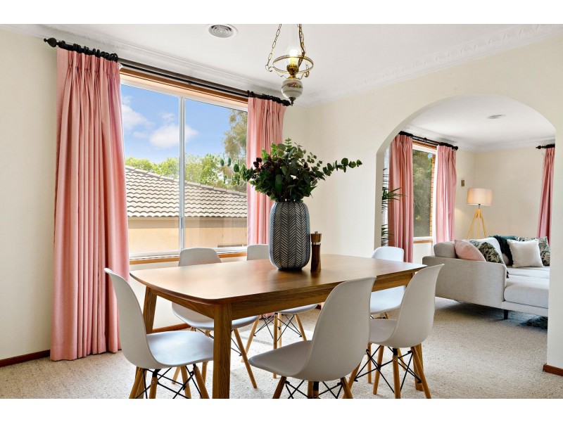 35 Staaten Crescent, Kaleen ACT 2617