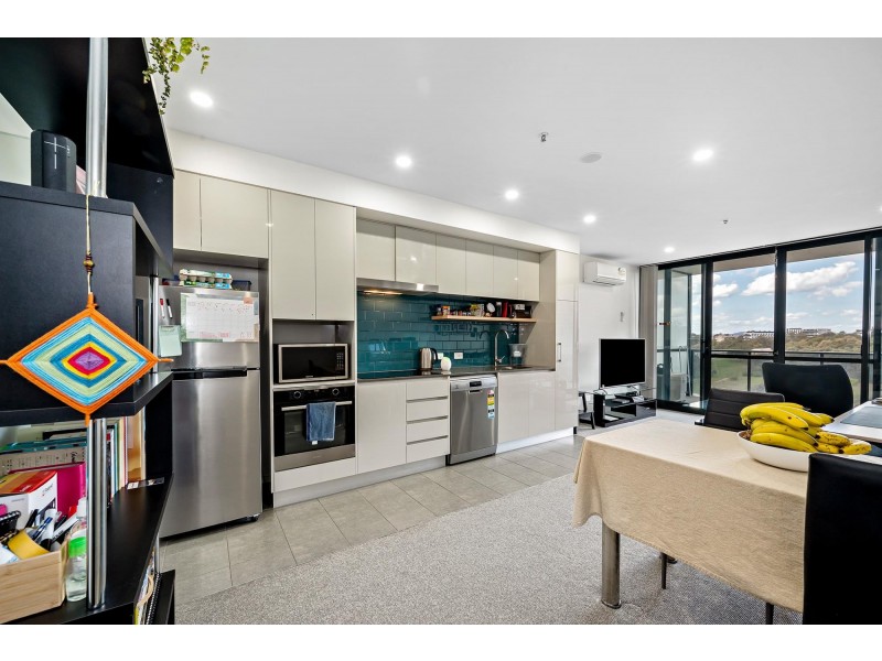 913/120 Eastern Valley Way, Belconnen ACT 2617