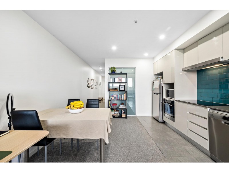 913/120 Eastern Valley Way, Belconnen ACT 2617