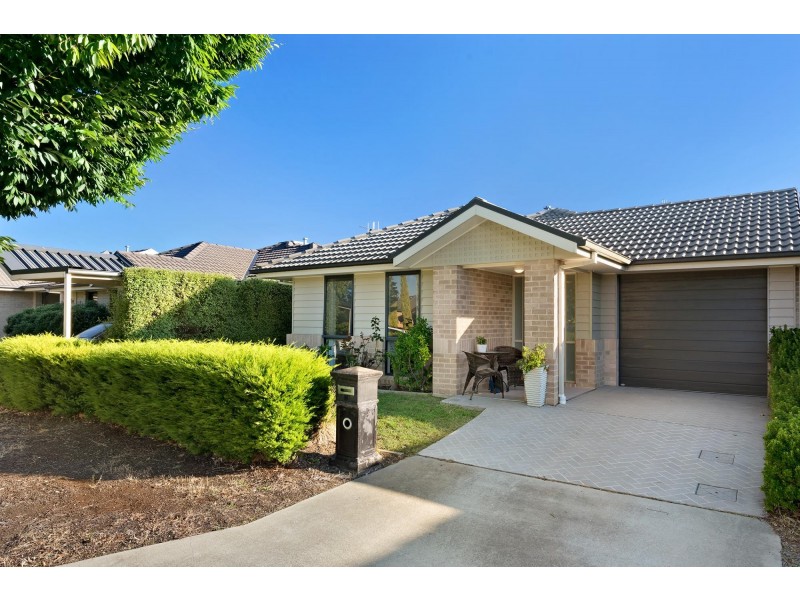 4 Grimstone Place, Franklin ACT 2913