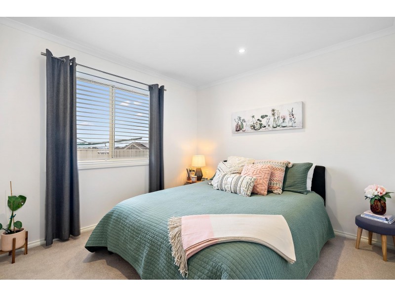 4 Bunduluk Crescent, Ngunnawal ACT 2913