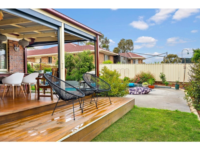 4 Bunduluk Crescent, Ngunnawal ACT 2913