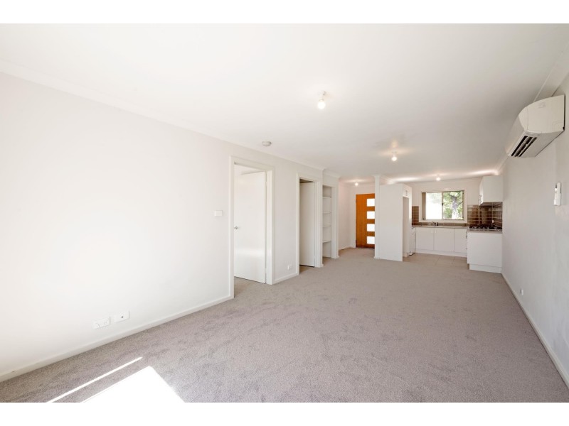 8/7 Loveday Crescent, Casey ACT 2913