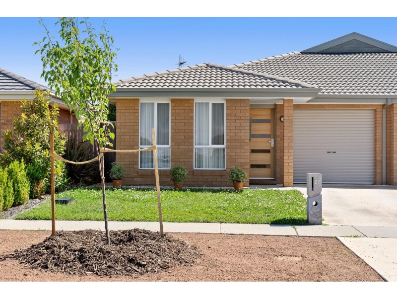 20 Yerradhang Street, Ngunnawal ACT 2913