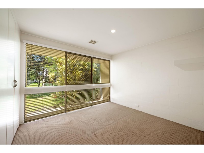 158 Drake-Brockman Drive, Holt ACT 2615