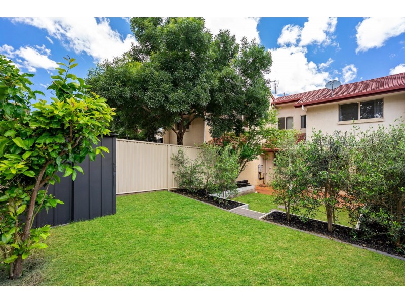 12 Noble Close, Ngunnawal ACT 2913