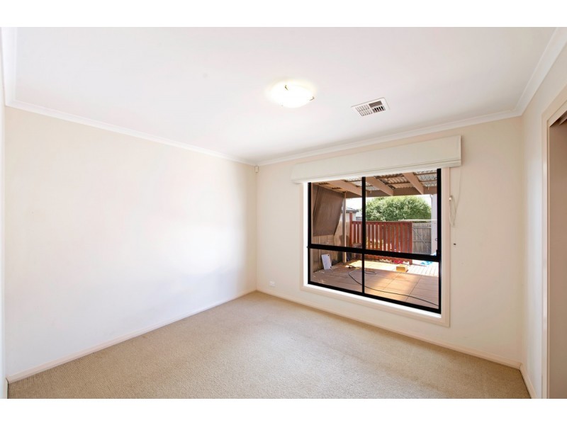 187 Anthony Rolfe Avenue, Gungahlin ACT 2912