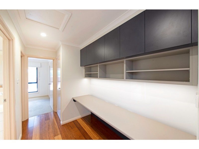 187 Anthony Rolfe Avenue, Gungahlin ACT 2912