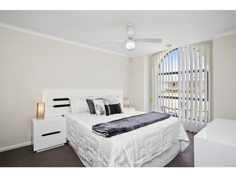 15 Triton Street, Dunlop ACT 2615