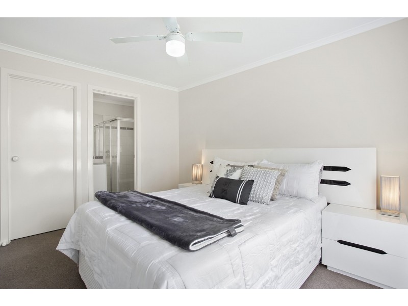 15 Triton Street, Dunlop ACT 2615