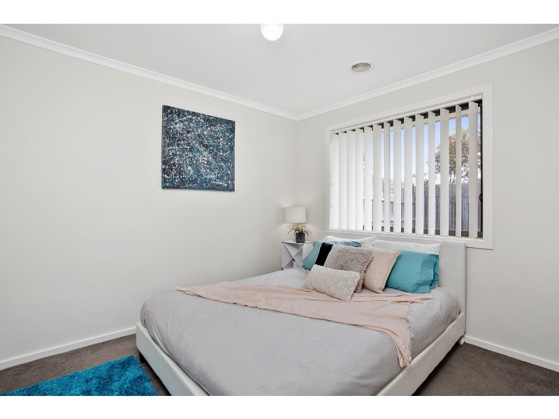 15 Triton Street, Dunlop ACT 2615
