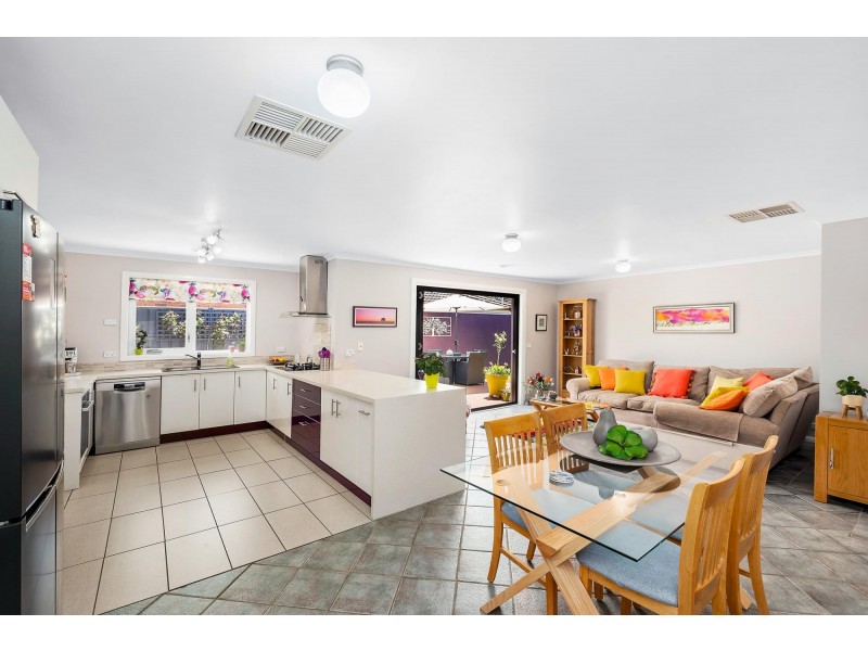 10 Wenlock Street, Amaroo ACT 2914