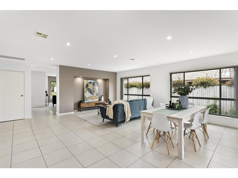 9 Phantom Street, Harrison ACT 2914