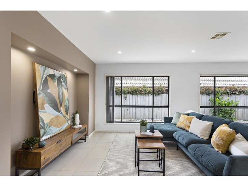 9 Phantom Street, Harrison ACT 2914