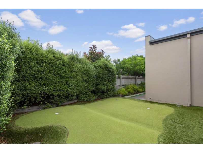 9 Phantom Street, Harrison ACT 2914