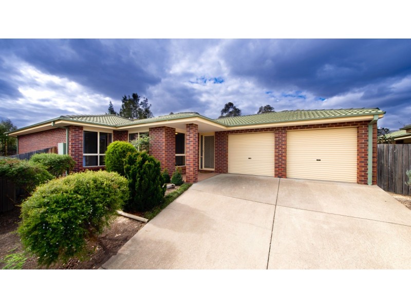 2/15 Barrington Crescent, Amaroo ACT 2914