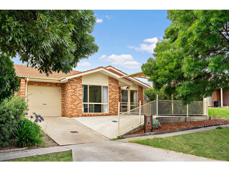 128 Wanganeen Avenue, Ngunnawal ACT 2913